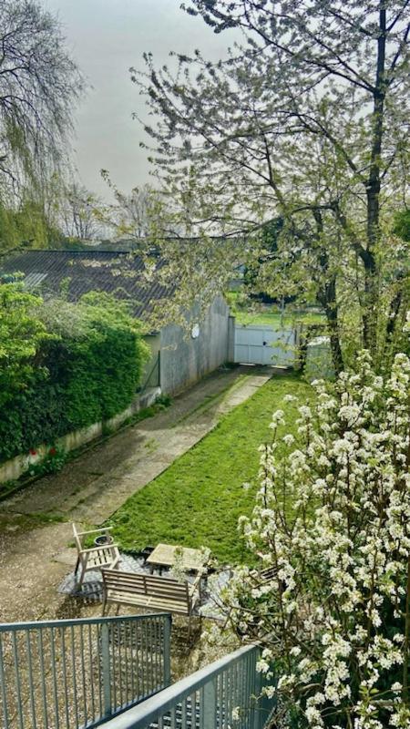 Appartamento Les Perdrix Charleville-Mézières Esterno foto